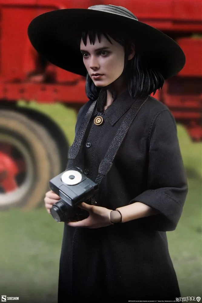 Beetlejuice Action Figure – Lydia Deetz 1/6 Scale 25 cm 4