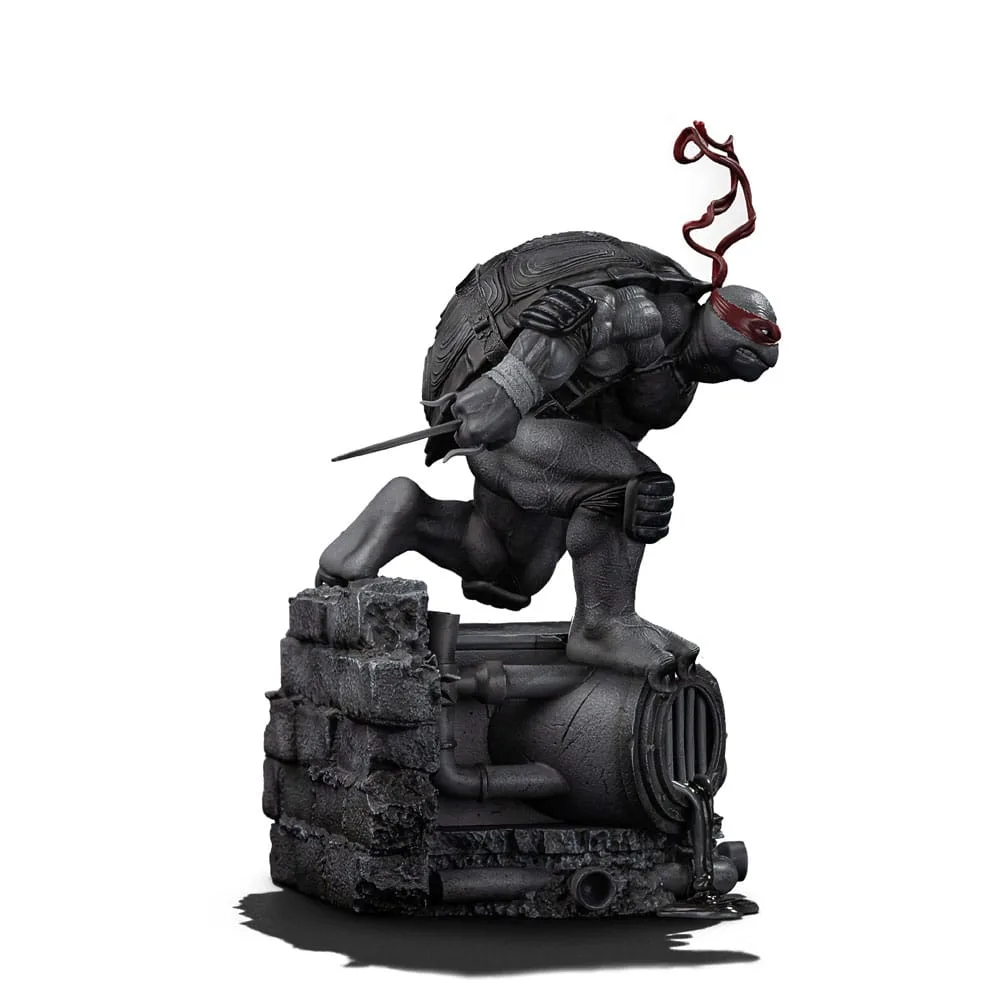 TMNT Art Scale Statue – Raphael Black and White 26 cm 5