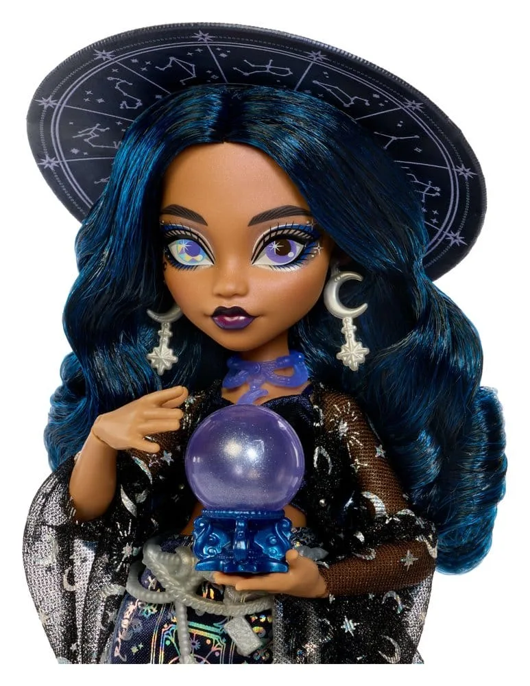 Monster High Doll – Moonspell Magic Claire de Luna 3