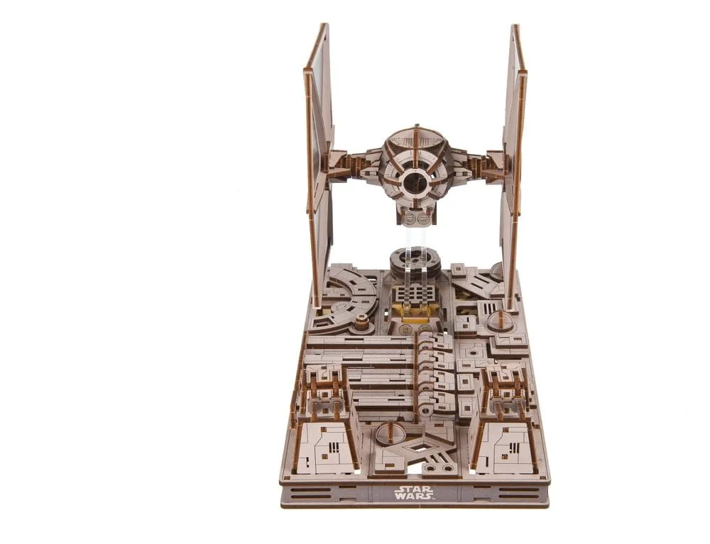 Star Wars Holzmodellbausatz – TIE Fighter mit Ständer 6