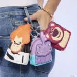 Disney Pixar Bag Charms – Rivals Mystery Box Display of 15 7 cm 2