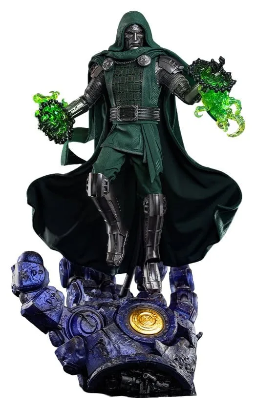 Avengers: Doomsday Action Figure – Doctor Doom Ultimate 31 cm