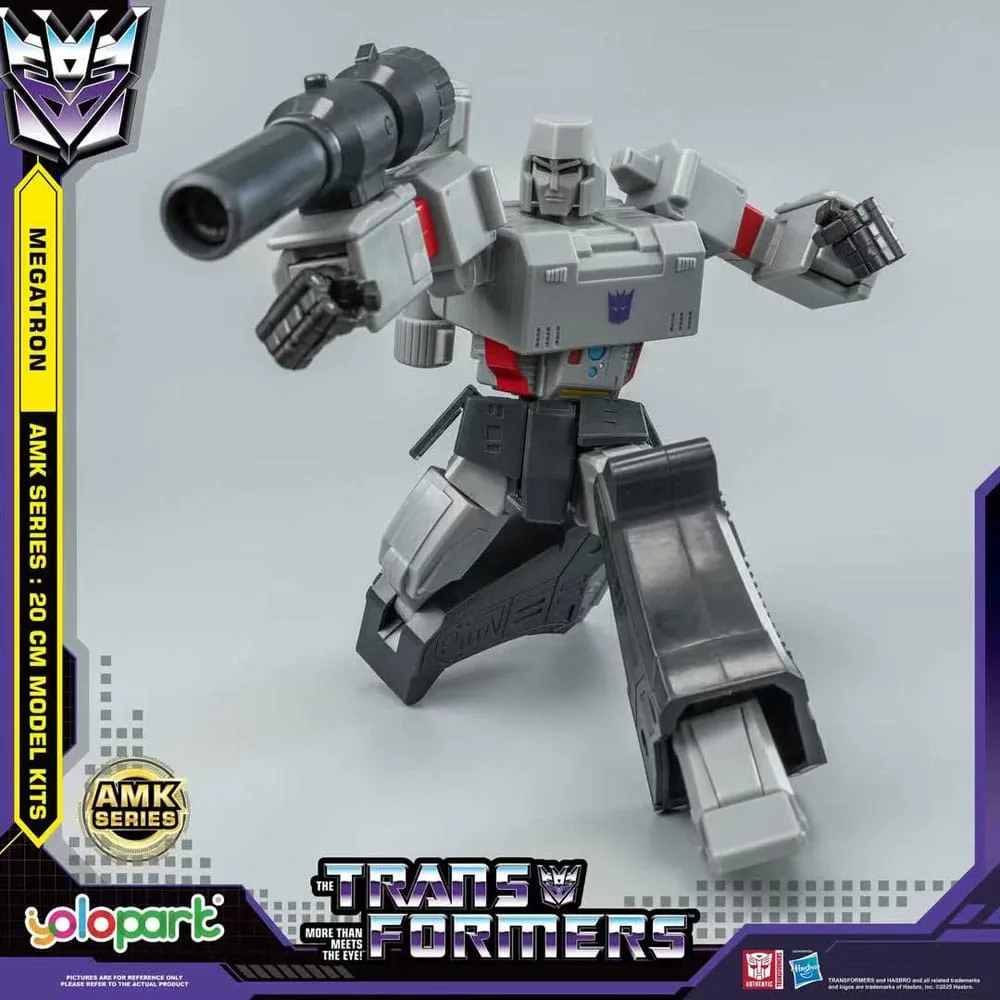 Transformers Model Kit – Generation One AMK Megatron 20 cm 2