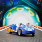 Hot Wheels x Transformers Action Figure – Twin Mill 12.5 cm 6