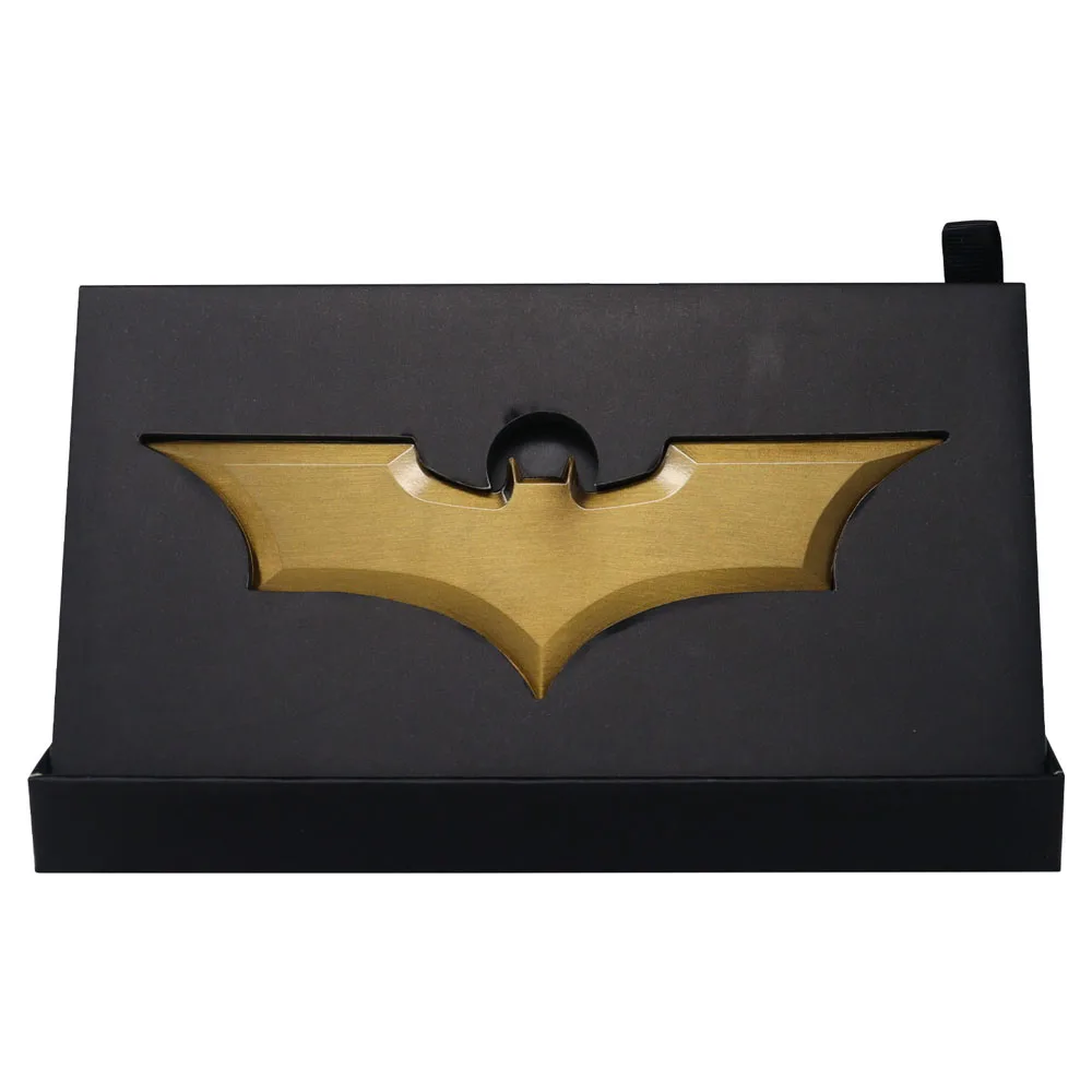 The Dark Knight replica – Batman Batarang genummerd 18,5 cm 8