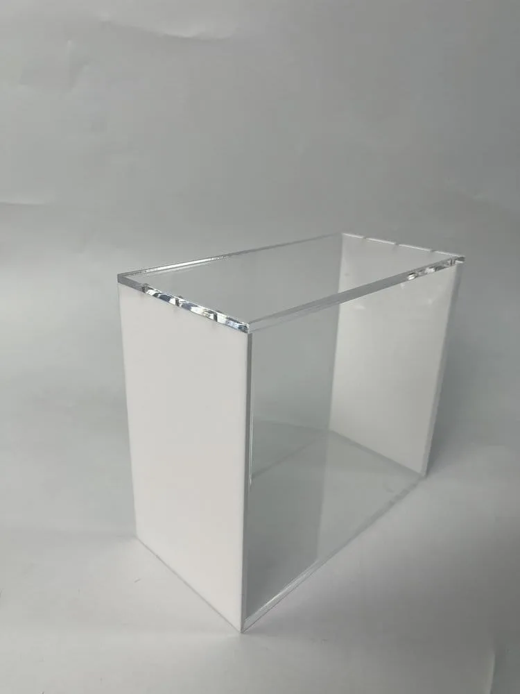 Evoretro Acrylic Display Case – White Magnetic ETB 5