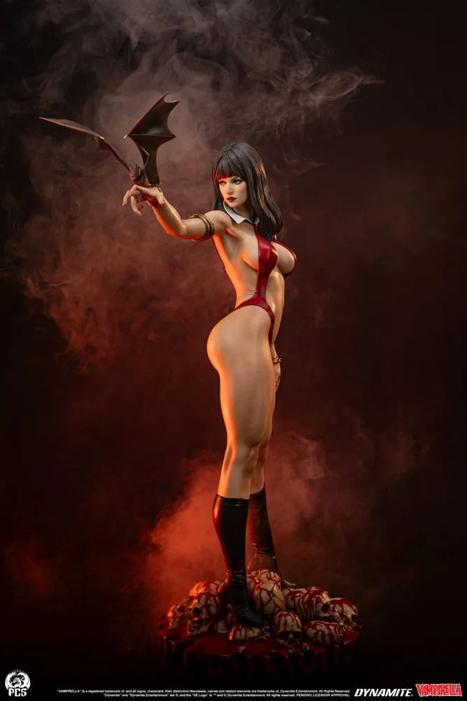Vampirella Statue – 70er-Jahre-Postermotiv 1:2 112 cm 3