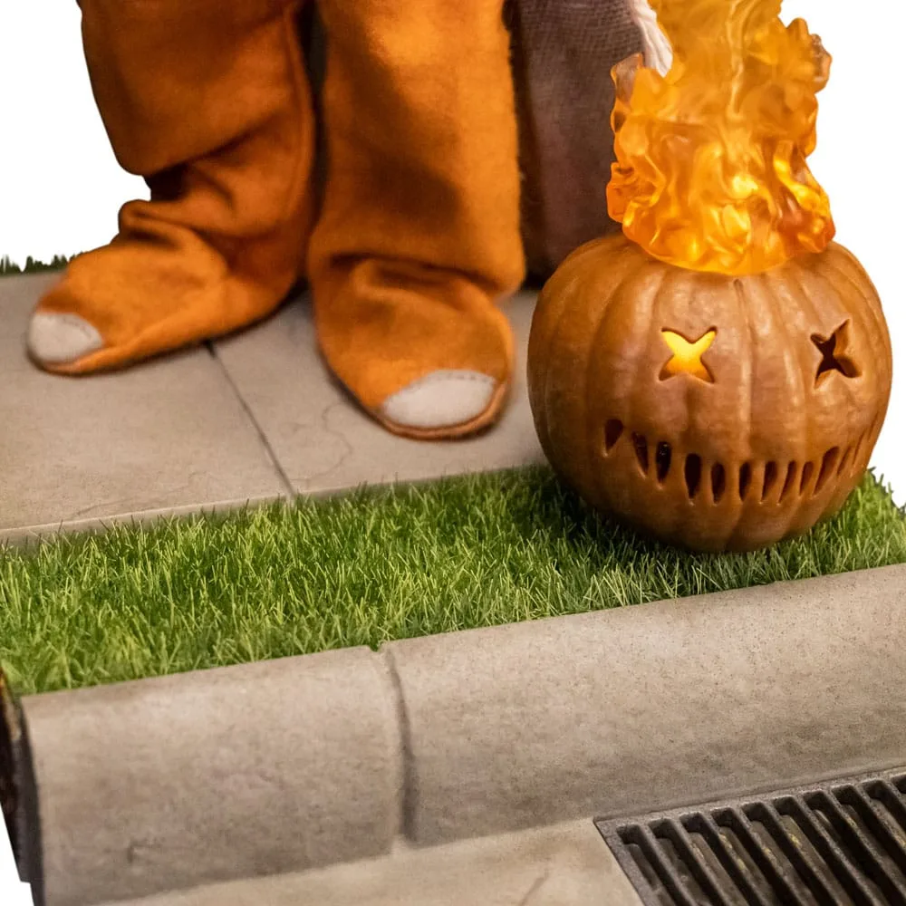 Trick r Treat Action Figure – Sam Deluxe 1/6 25 cm 3