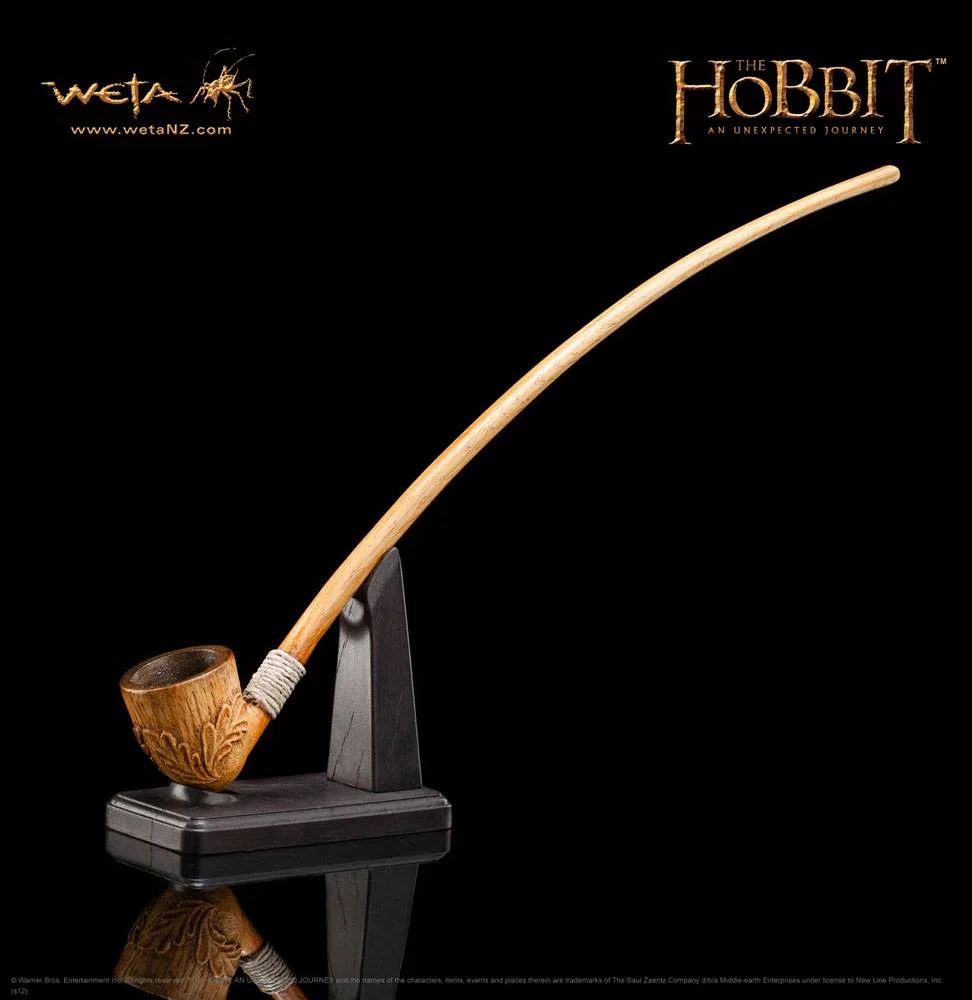 The Hobbit Prop Replica – Bilbo Baggins' Pipe 35 cm