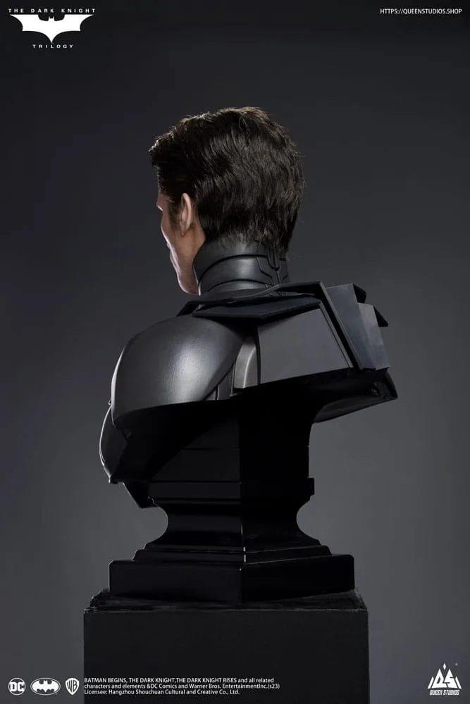 The Dark Knight Bust – Batman Regular Edition 61 cm 3