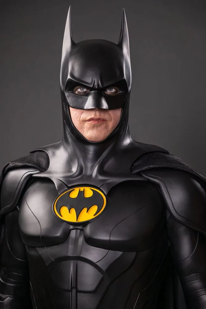 The Flash Life-Size Statue – Batman Keaton 2 211 cm 13