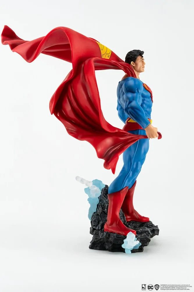 Superman PVC Statue – Classic Version 1/8 Scale 30 cm 3