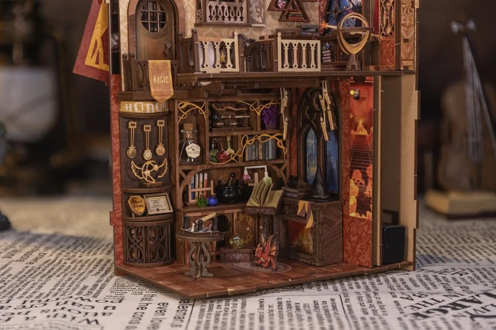 Flame Common Room Book Nook – CuteBee Wooden Puzzle 23 x 11 cm 5