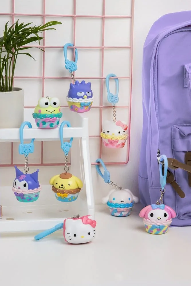 Sanrio Bag Clip Display – Hello Kitty Sweet Treats 24 Blind Boxes 2