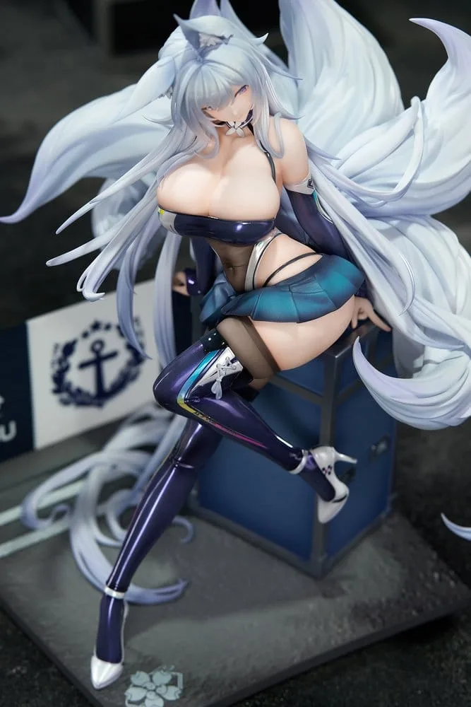 Azur Lane Figure – Shinano Moonlit Chrome Special Edition 25 cm 10
