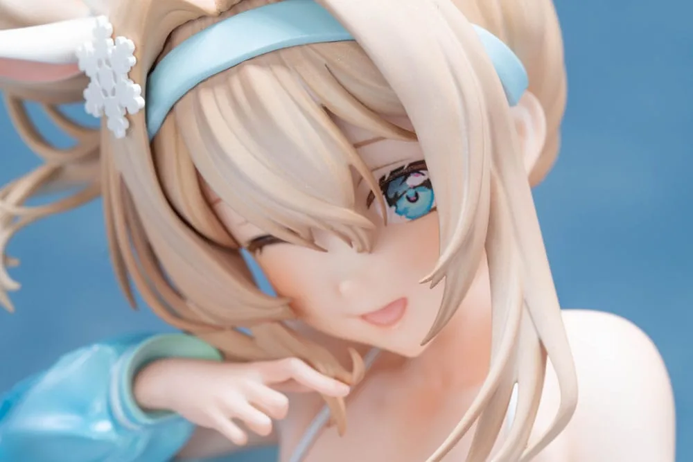 Girls’ Frontline 2 Statue – Suomi Sparkling Ocean 20 cm 11