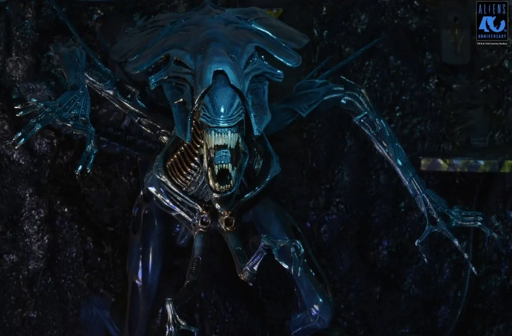 Aliens Action Figure – Alien Queen 40th Anniversary 38 cm 11