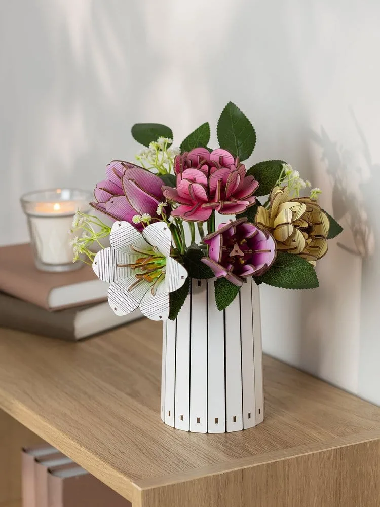 Revell Wooden Flower Kit – Flower Garden 22 cm 9