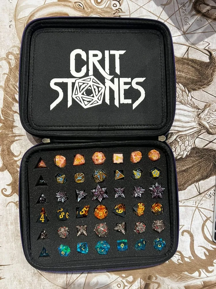 CritStones Dice Case – Arcanum Black 2