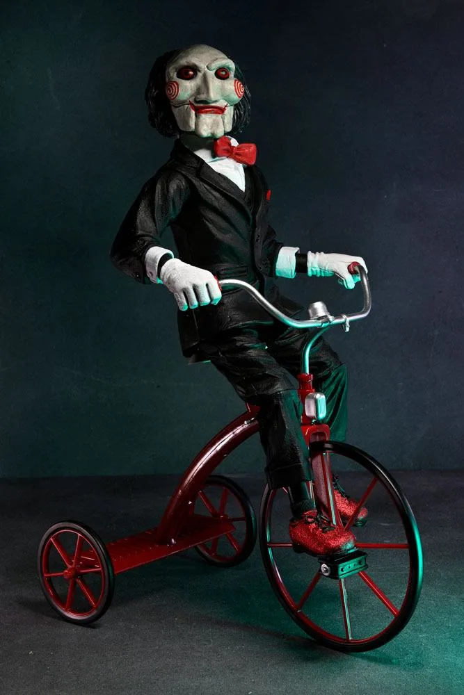 Saw actiefiguur – Billy met driewieler en geluid 30 cm 6