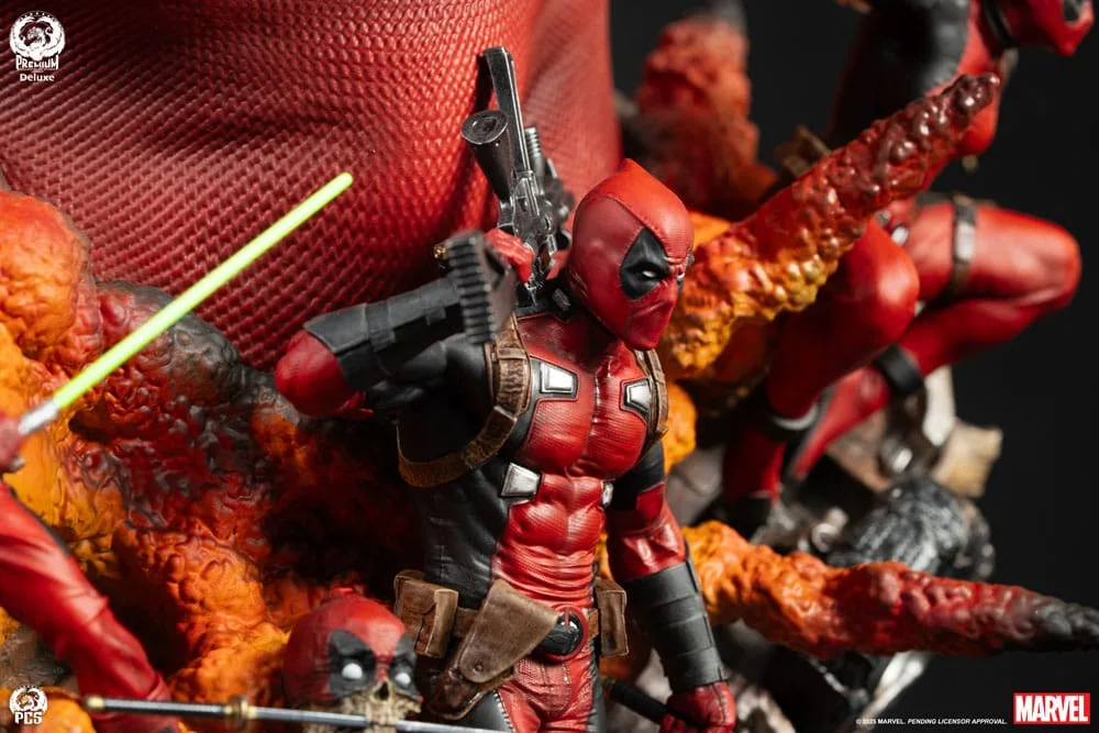 Marvel Fine Art Bust – Deadpool Deluxe Edition 42 cm 23