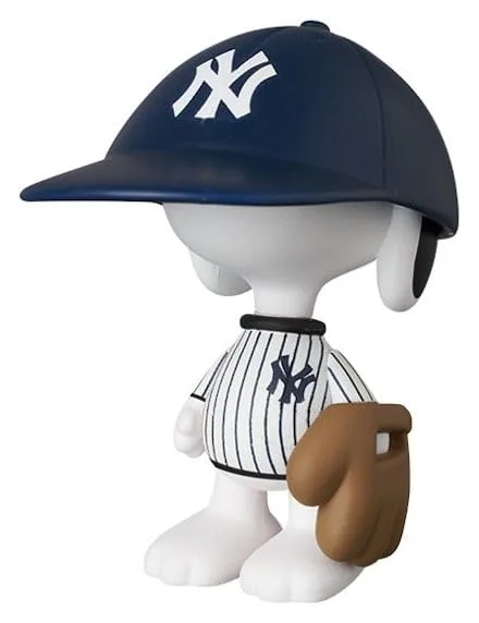 MLB x Peanuts PVC Figure – UDF New York Yankees Snoopy 7 cm 1