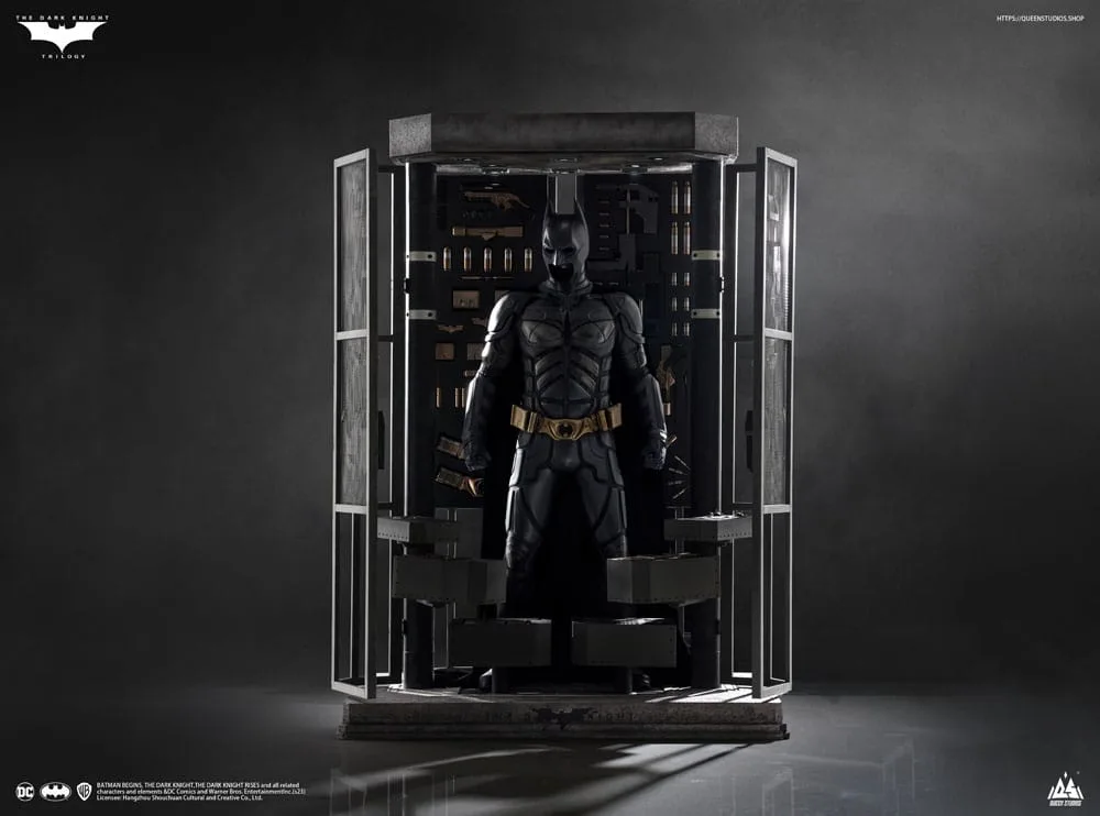The Dark Knight Statue – Batman Ultimate Edition 207 cm 12