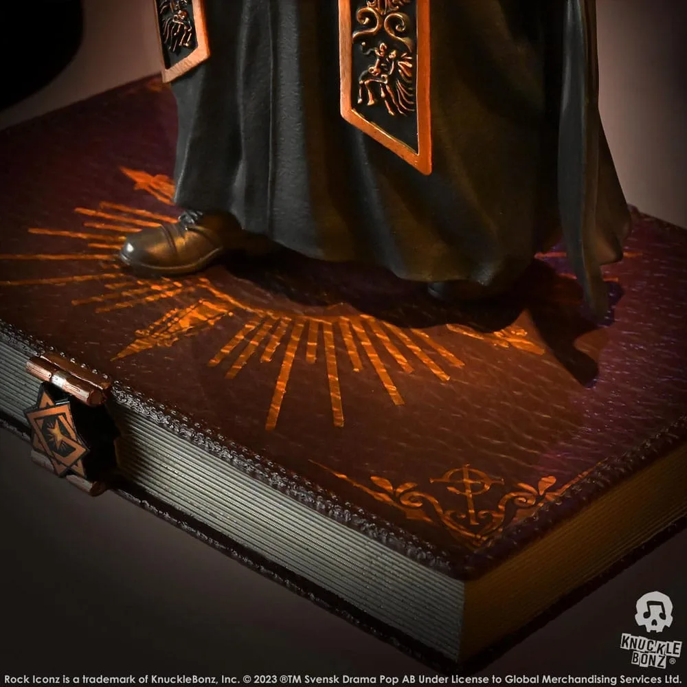 Ghost Beeld – Papa Emeritus IV Zwart gewaad 1/9 22 cm 14