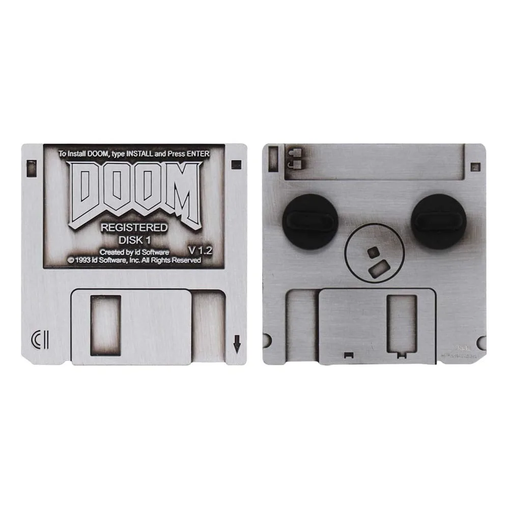 Doom Pin Badge – Limited Edition Floppy Disk 45 x 45 mm 3