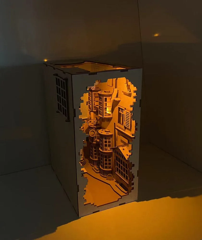 Harry Potter Book Nook – Diagon Alley 23 cm 7