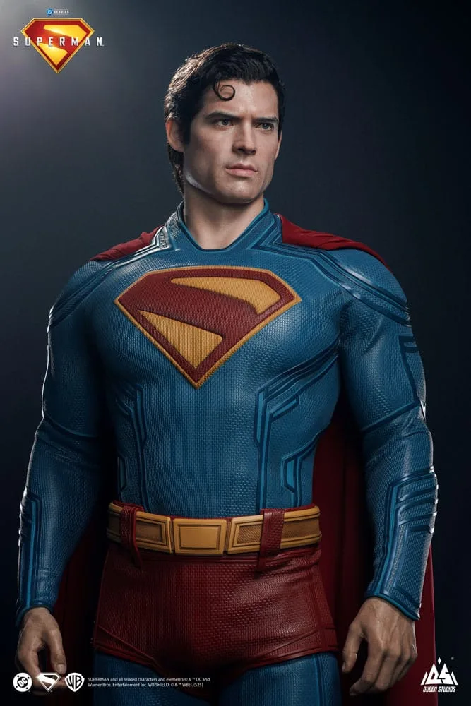 Superman Life-Size Statue – 2025 Film Edition 208 cm 4