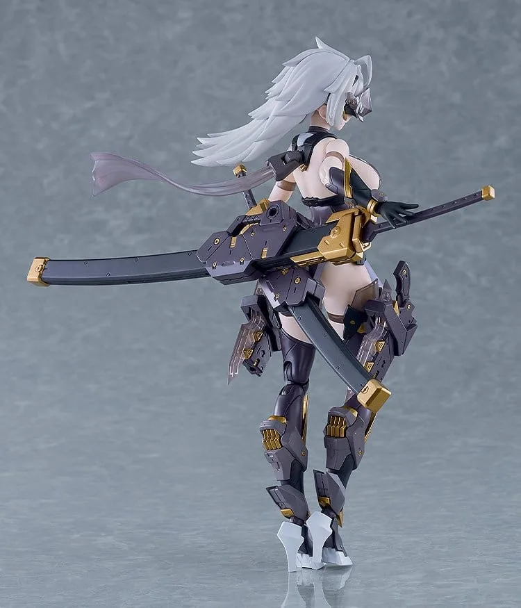 Cutie Honey Nova Model Kit – Plamatea Black Honey 17 cm 10