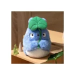 My Neighbor Totoro Plush – Medium with Leaf 20 cm 3
