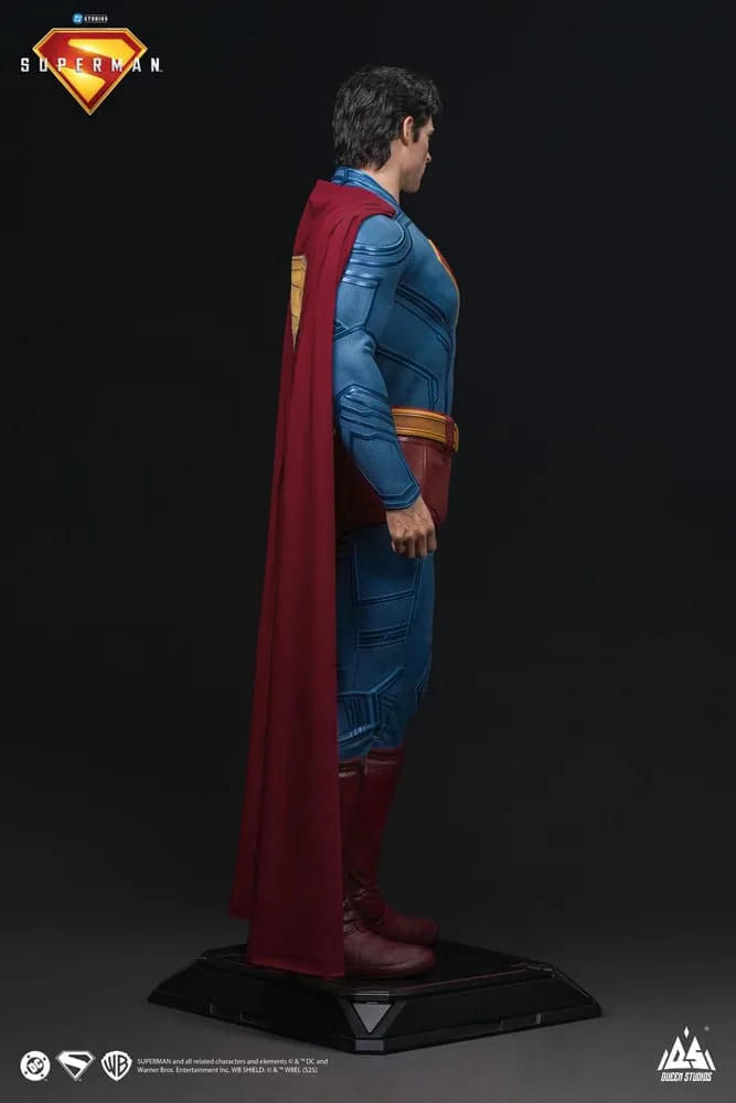 Superman Life-Size Statue – 2025 Film Edition 208 cm 10
