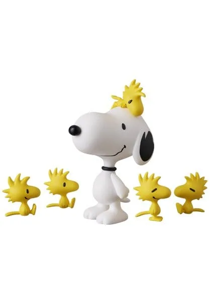 Peanuts Mini Figure – Happiness Is All Your Friends UDF 19 8 cm