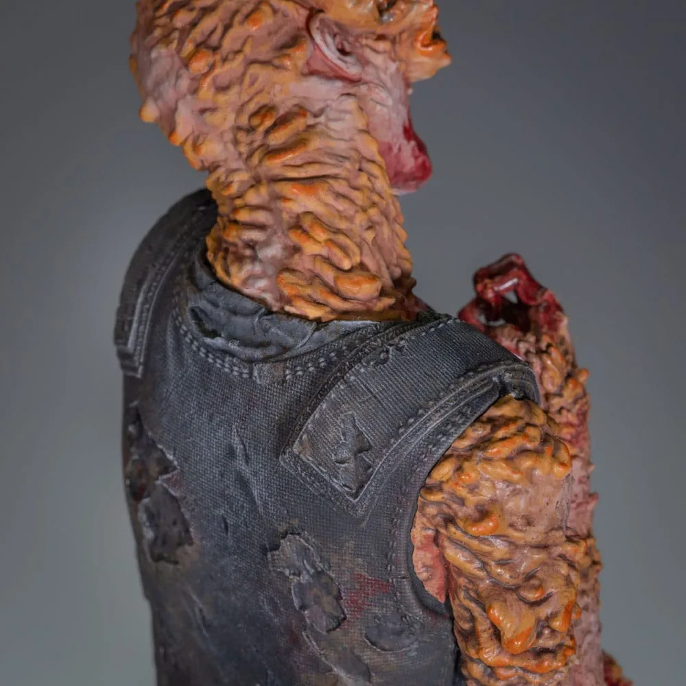 The Last of Us Part II PVC Statue – Armored Clicker 22 cm 4