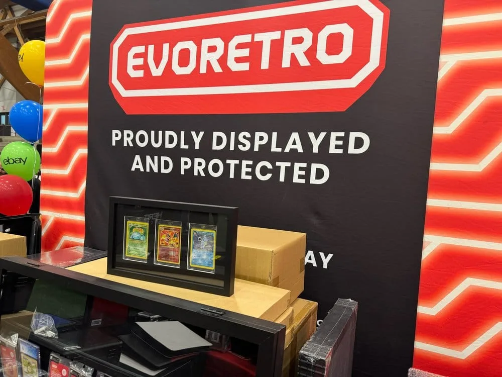Trading Card Display Frame – Evoretro Three Magnetic Cases 8
