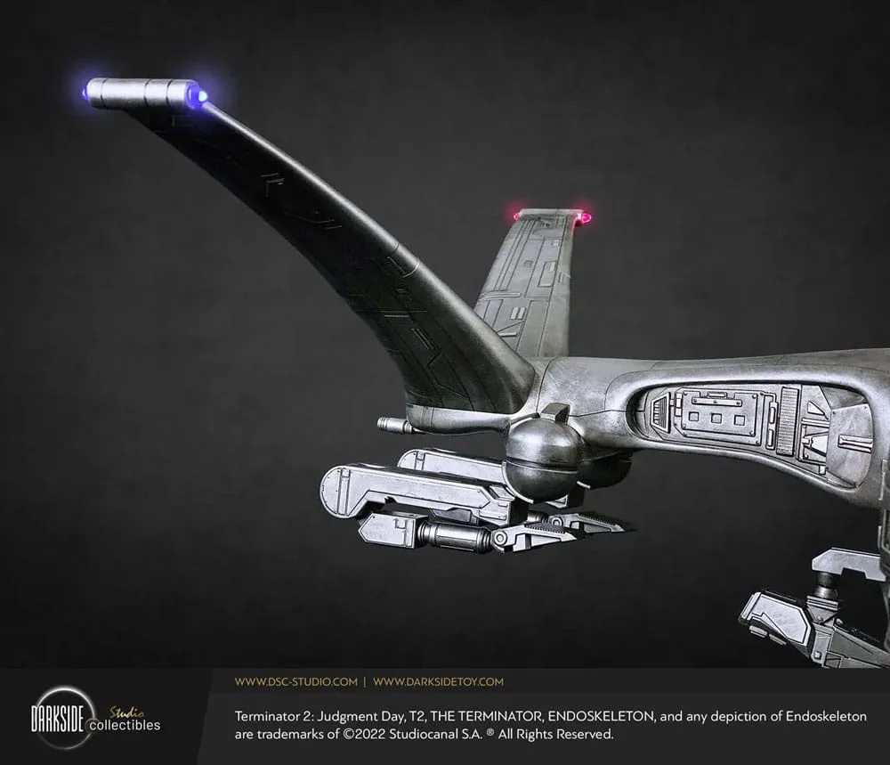 Terminator 2 Sammlermodell – Aerial Hunter Killer 60 cm 13