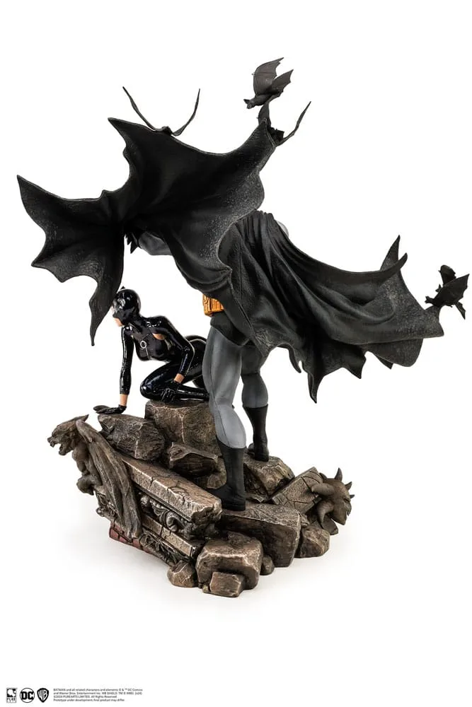 DC Comics Statue – Batman and Catwoman Reunion 1/4 Scale 67 cm 6