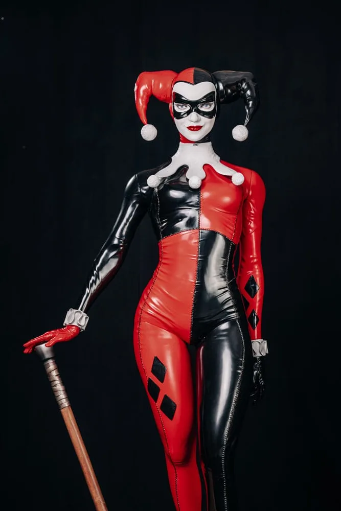 DC Comics Life-Size Statue – Harley Quinn 196 cm 13