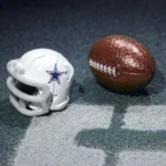 Transformers x NFL Action Figure – Dallas Cowboys Starblitz 14 cm 8