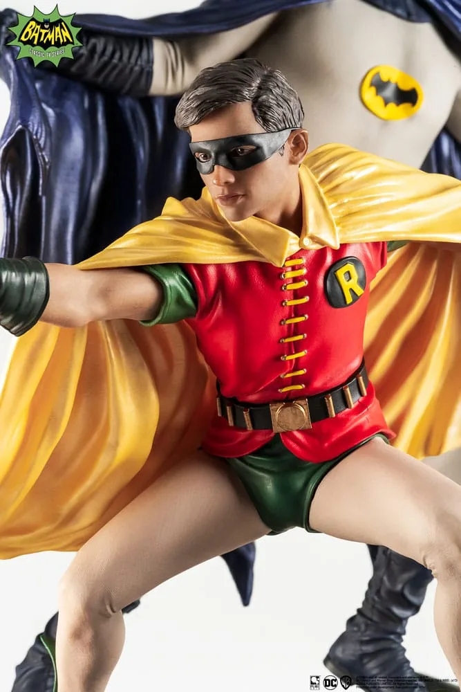 DC Comics Diorama – Batman and Robin 1966 1/8 Scale 23 cm 10