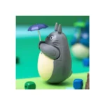 My Neighbor Totoro Figurine – Big Totoro with Leaf 7.3 cm 5