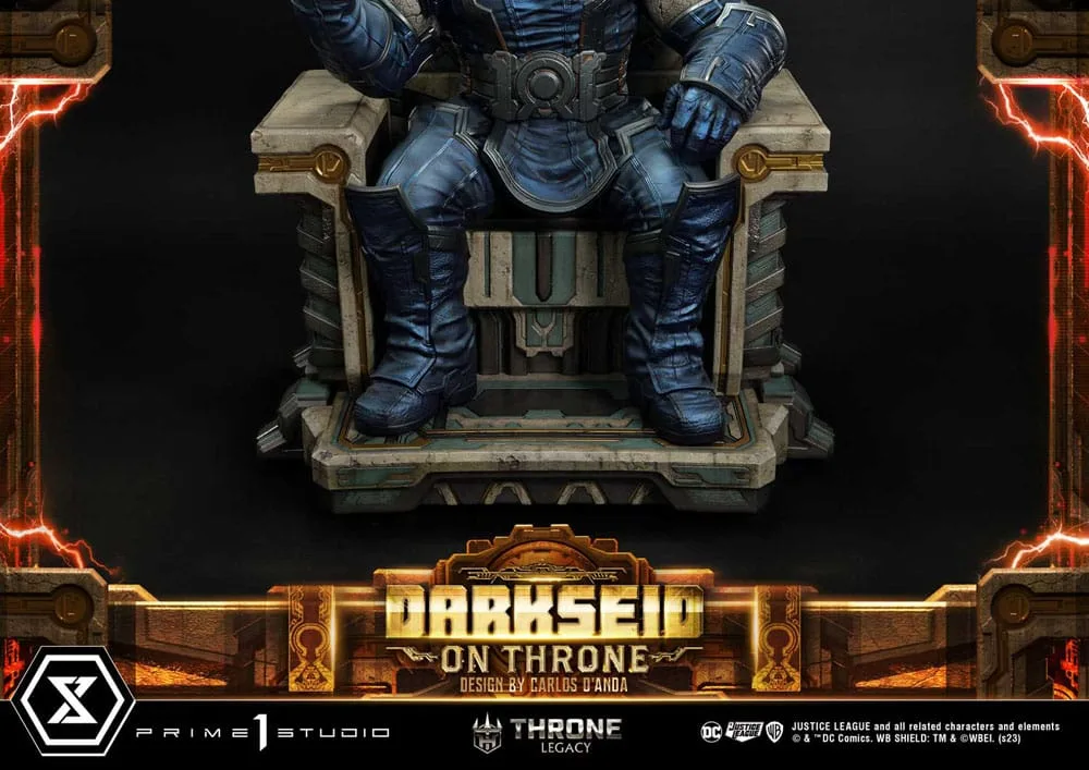 Justice League Beeld – Darkseid op troon Deluxe Bonus 65 cm 18