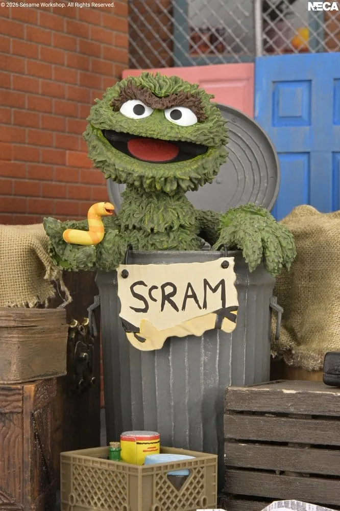 Sesame Street Action Figure – Ultimate Oscar the Grouch 17.8 cm 4