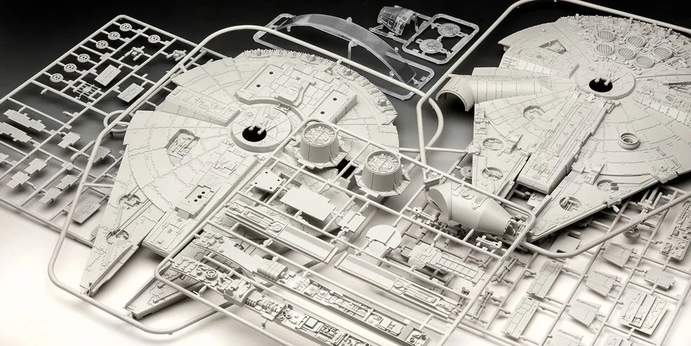 Star Wars Model Kit – Millennium Falcon 1:72 37.5 cm 8