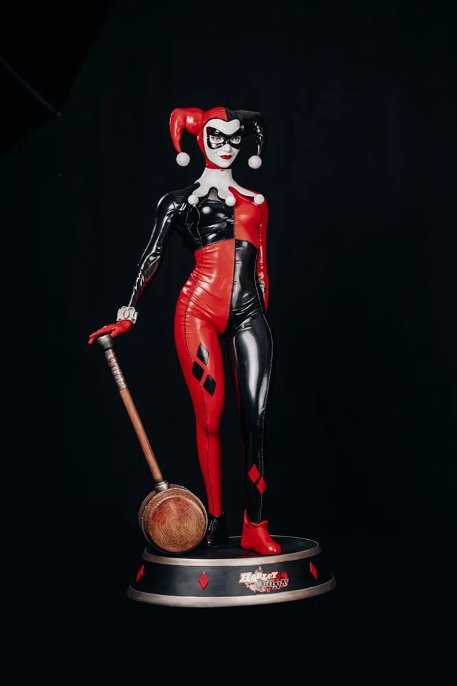 DC Comics Life-Size Statue – Harley Quinn 196 cm 12