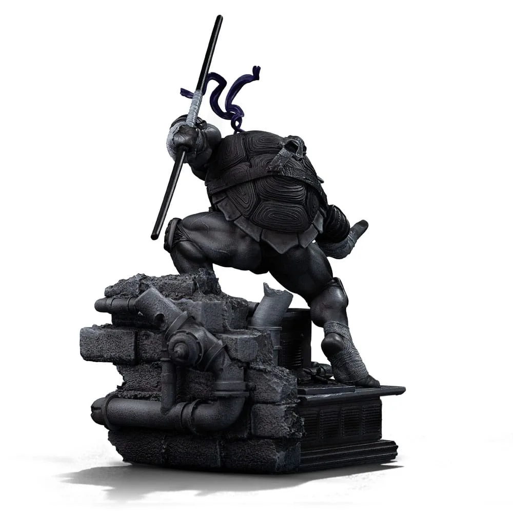 TMNT Statue – Donatello Black and White Variant 26 cm 4