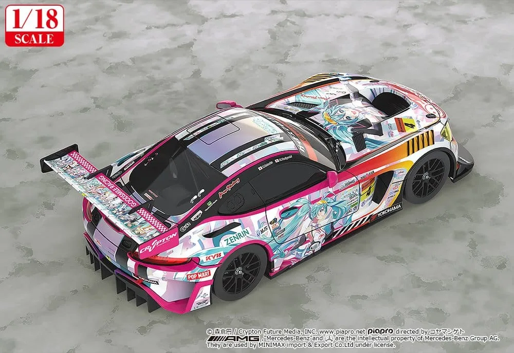 Hatsune Miku GT Project Model Car – AMG 100th Race 1/18 26 cm 3