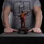 DC Comics Statue – Joker Arthur Fleck Art Scale Deluxe 1/10 19 cm 4